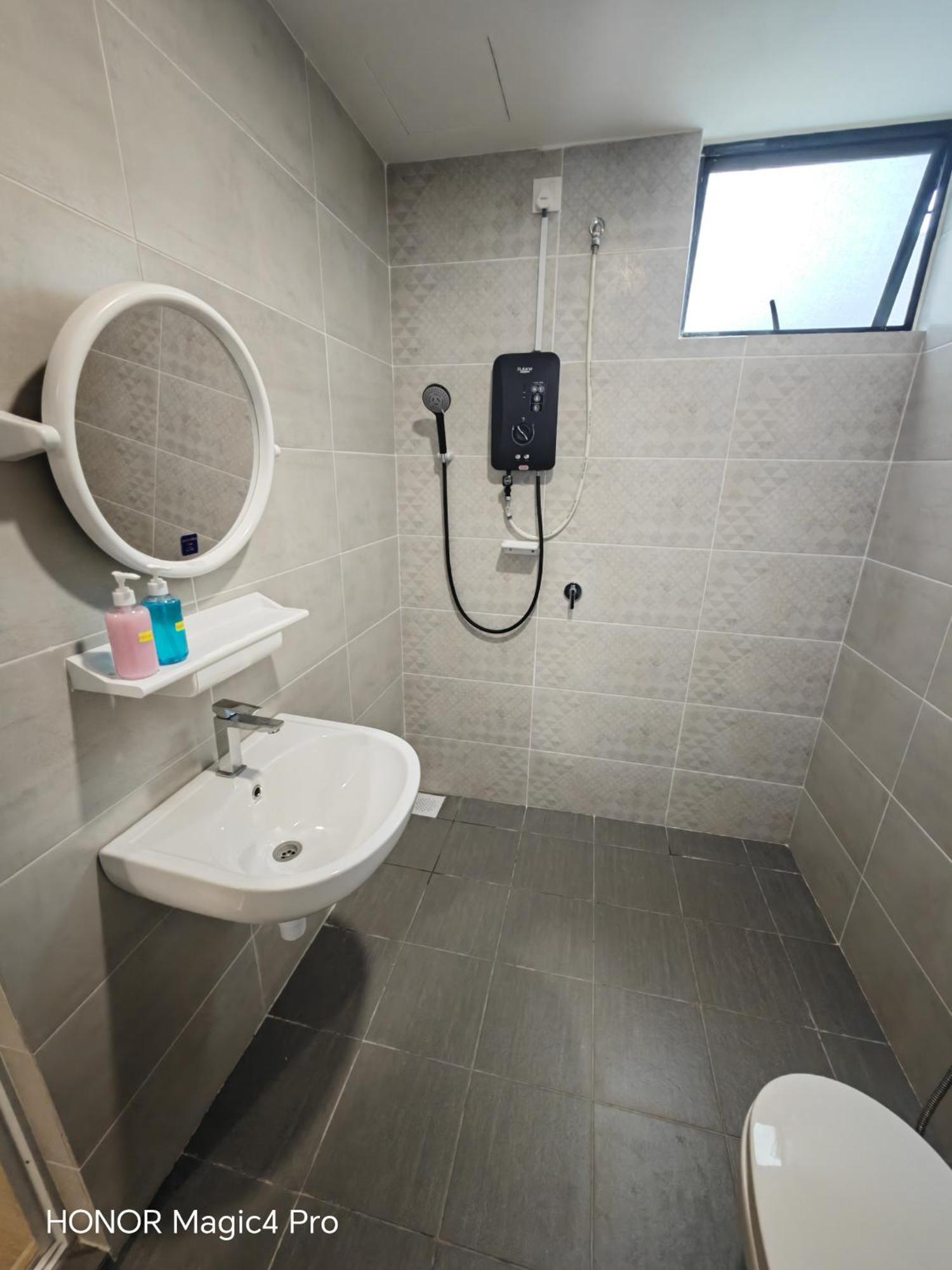 Mutiara Melaka Beach Resort Condominium,Pantai Puteri Melaka Ngoại thất bức ảnh